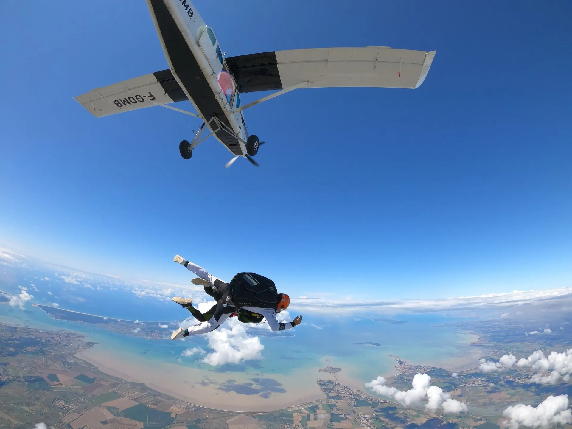L'équipe de Parachutisme La Rochelle — BIG'AIR